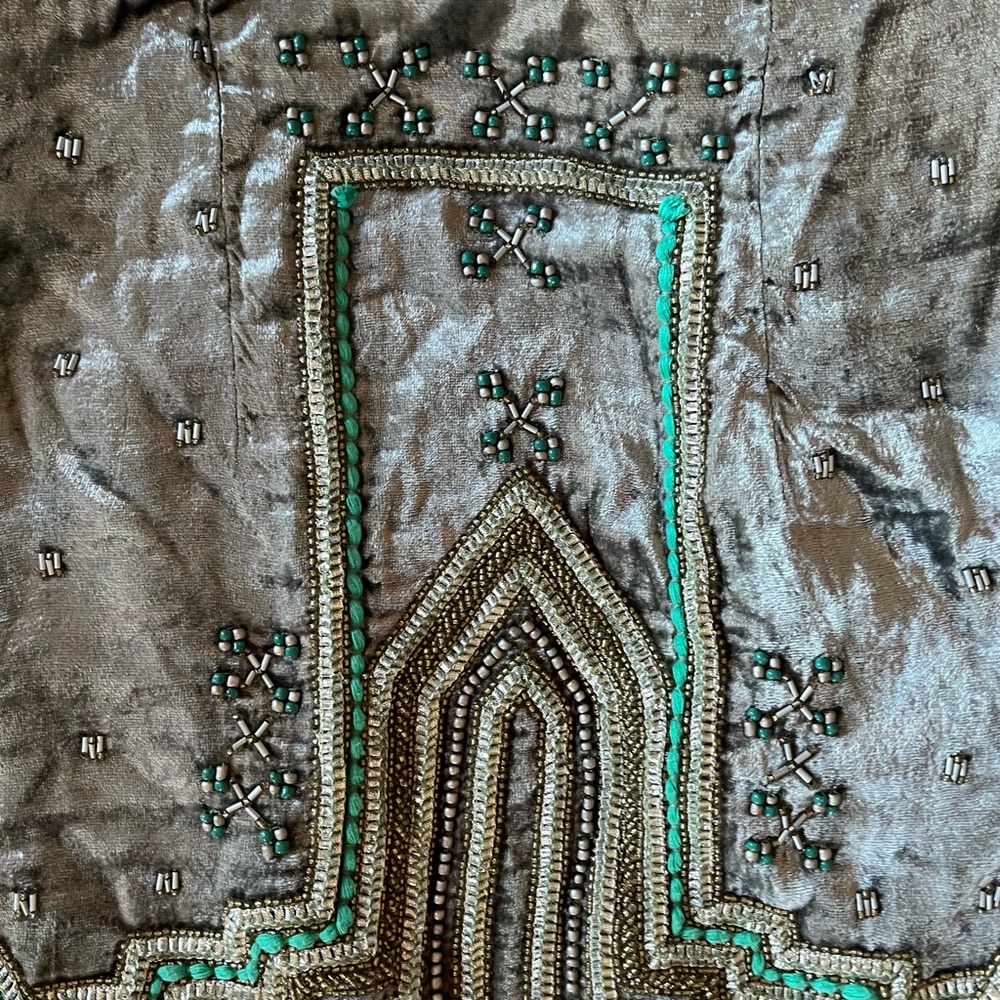 Embroidered Open Front Jacket - Picture 7 of 9